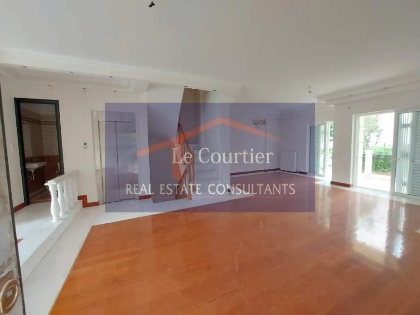 Detached house 281m²  - 4