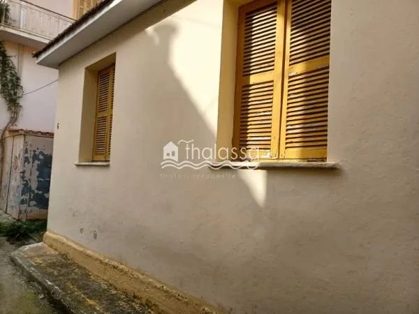 Αυτόνομο κτήριο κατοικιών 229τ.μ.  - 4