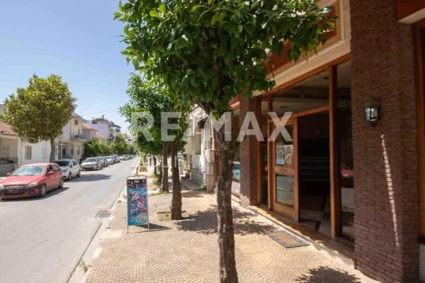 Hall / Showroom 150m²  - 4