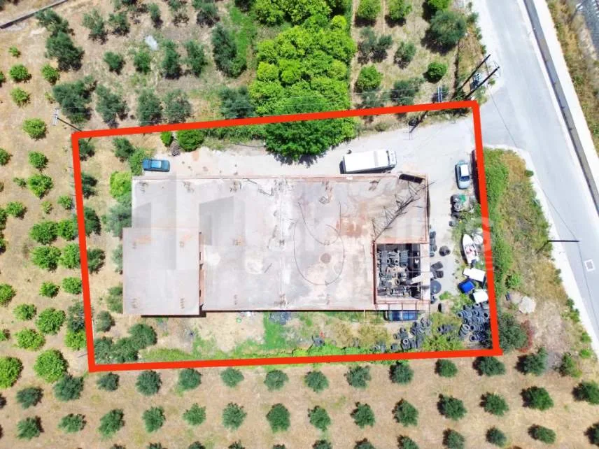 Αυτόνομο κτήριο γραφείων 800τ.μ.  - 2