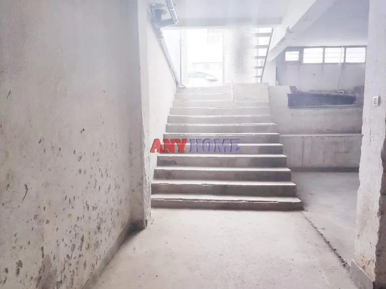 Warehouse 280m²  - 4