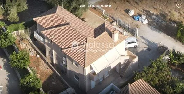 Αυτόνομο κτήριο κατοικιών 232τ.μ.  - 4