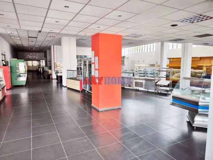 Shop 900m²  - 4