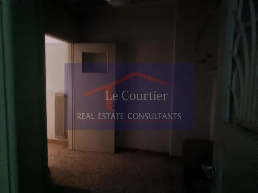 Standalone residential building 200m²  - 5