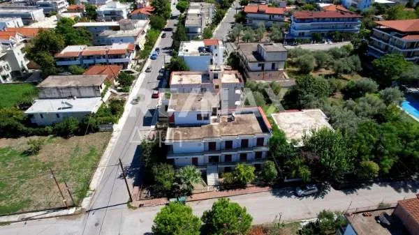 Αυτόνομο κτήριο γραφείων 547τ.μ.  - 2