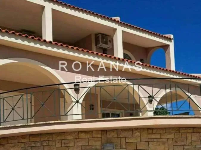 Detached house 300m²  - 5
