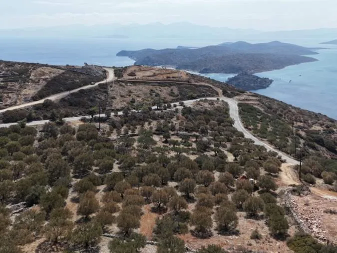 Plot 4200m²  - 5