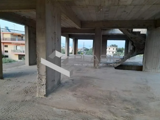 Αυτόνομο κτήριο κατοικιών 589τ.μ.  - 2