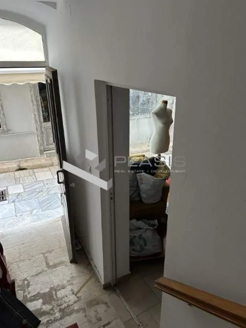 Αυτόνομο κτήριο γραφείων 170τ.μ.  - 4