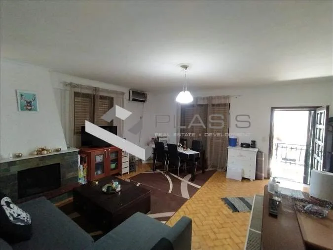 Standalone residential building 385m²  - 4