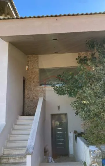 Standalone residential building 492m²  - 2