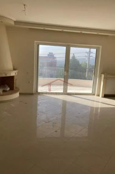 Standalone residential building 596m²  - 2