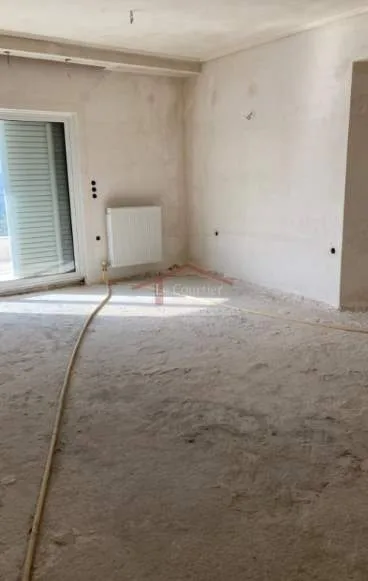 Standalone residential building 596m²  - 3