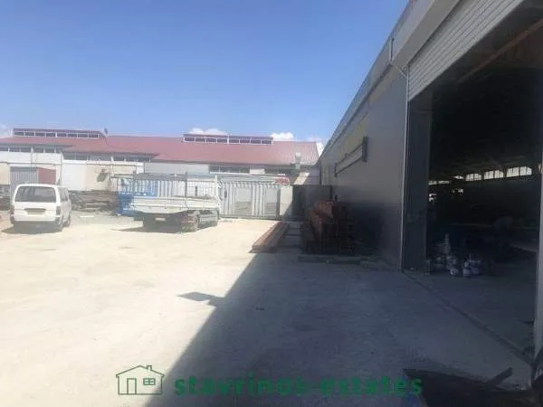 Αποθήκη 2500τ.μ.  - 4