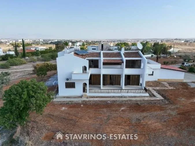 Μονοκατοικία 330τ.μ.  - 3
