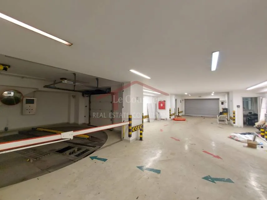 Parking lot 4258m²  - 2