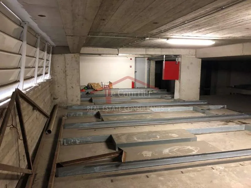 Parking lot 4258m²  - 4