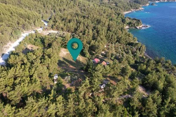 Αγροτεμάχιο 4070τ.μ.  - 2