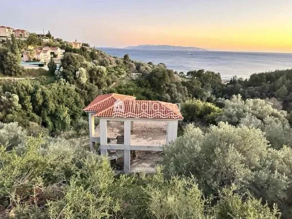 Αυτόνομο κτήριο κατοικιών 200τ.μ.  - 5