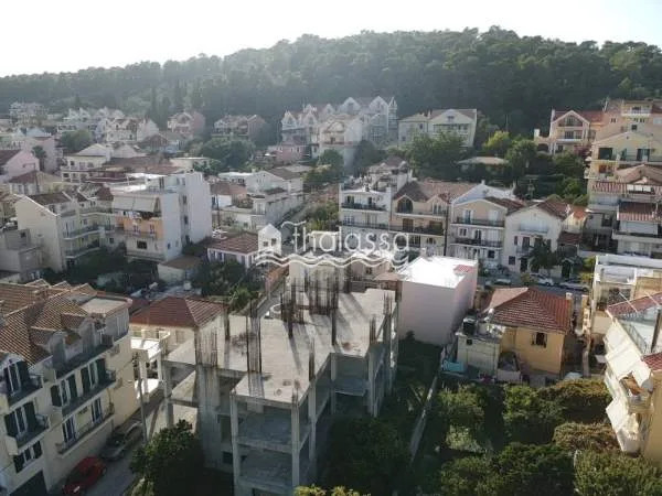 Αυτόνομο κτήριο κατοικιών 707τ.μ.  - 2