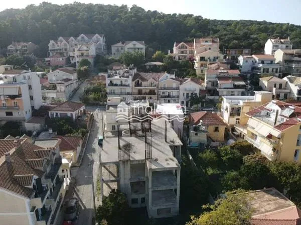 Αυτόνομο κτήριο κατοικιών 707τ.μ.  - 3