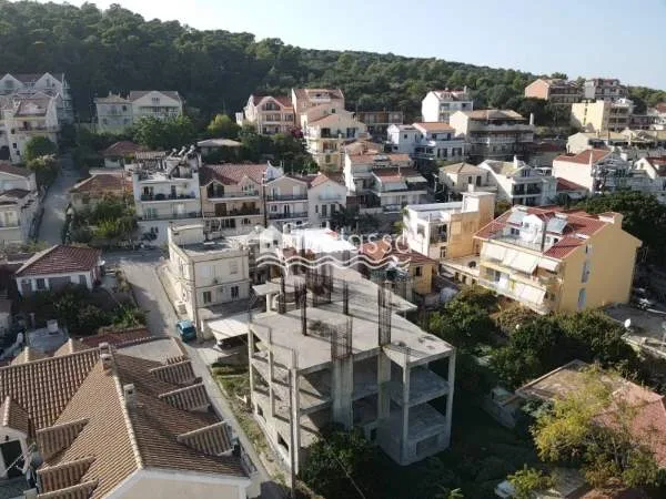 Αυτόνομο κτήριο κατοικιών 707τ.μ.  - 5