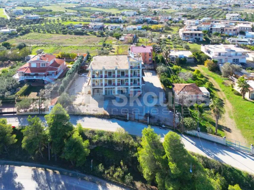 Αυτόνομο κτήριο γραφείων 912τ.μ.  - 2