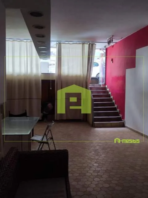Hall / Showroom 180m²  - 5