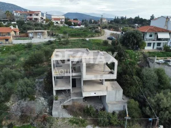 Αυτόνομο κτήριο κατοικιών 268τ.μ.  - 2