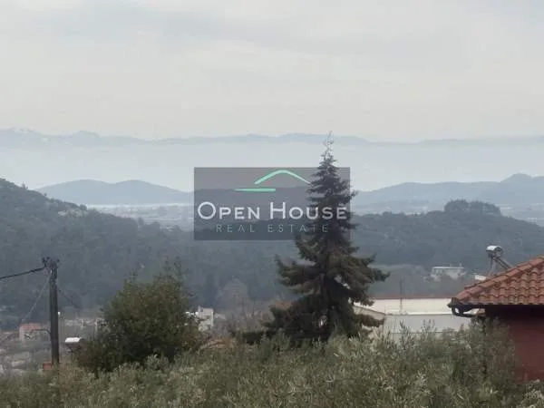 Οικόπεδο 690τ.μ.  - 2