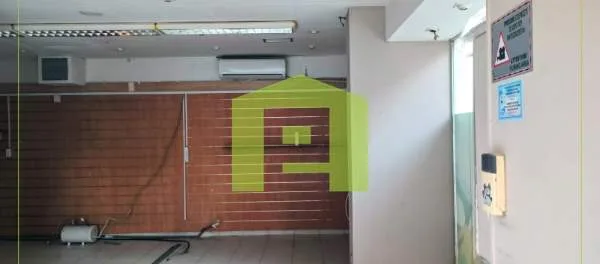 Shop 97m²  - 4