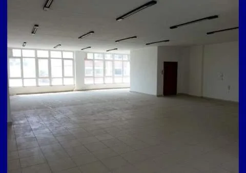Hall / Showroom 320m²  - 3