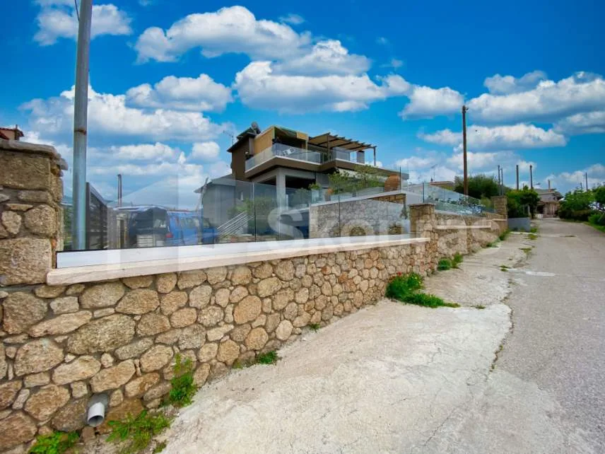 Μονοκατοικία 305τ.μ.  - 4