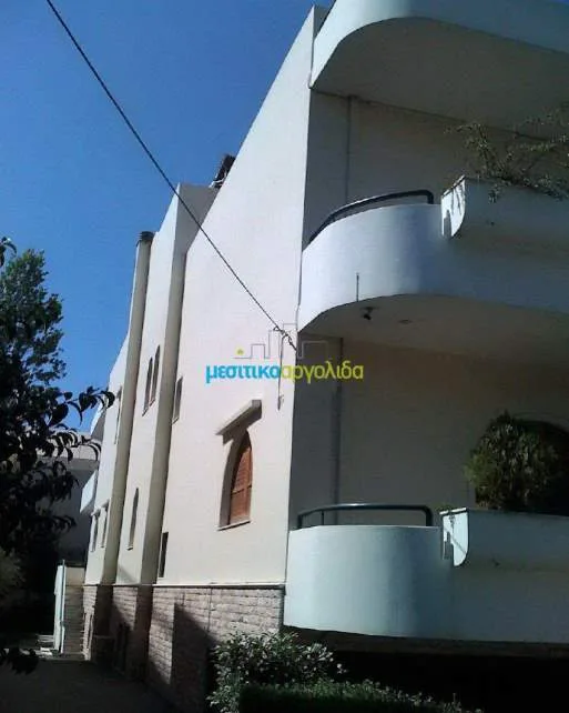 Detached house 635m²  - 2