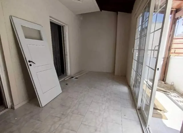 Standalone residential building 350m²  - 5