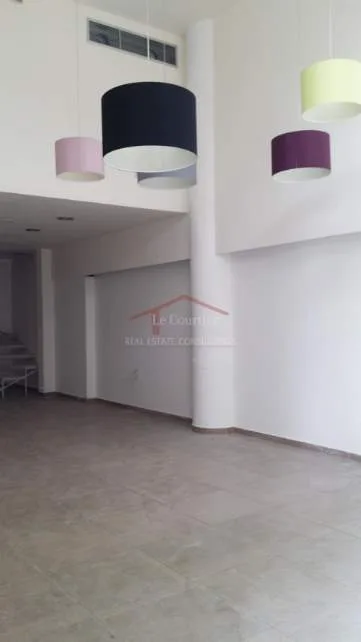 Shop 93m²  - 4