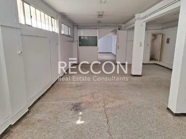 Hall / Showroom 115m²  - 3