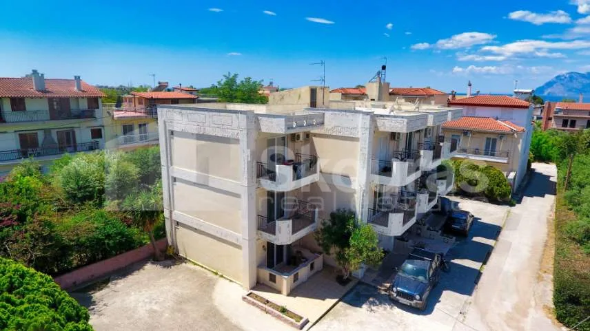 Standalone residential building 500m²  - 3
