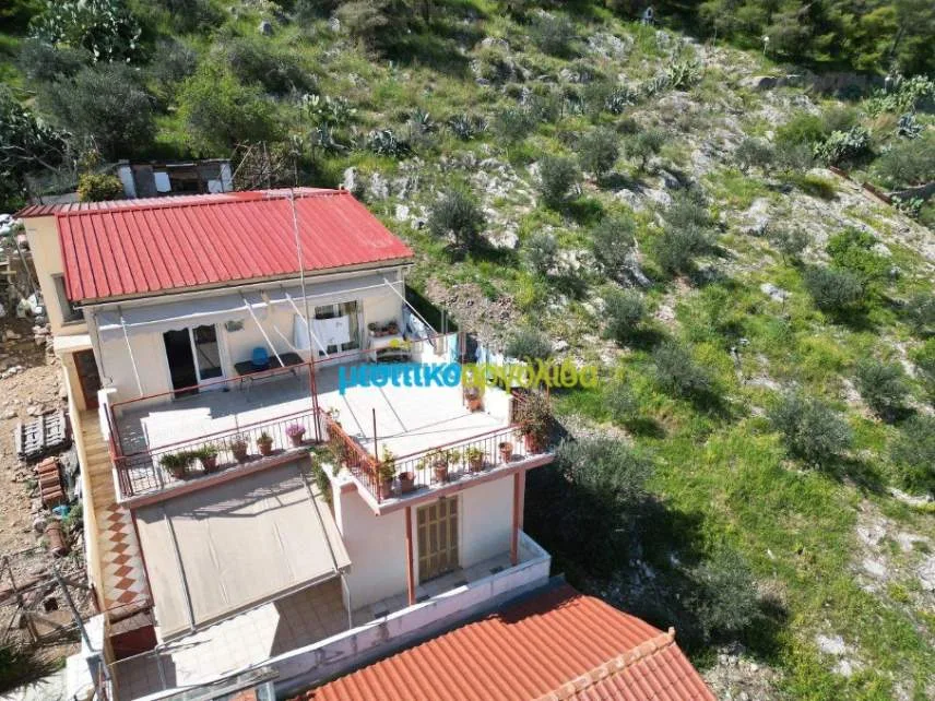 Standalone residential building 145m²  - 3