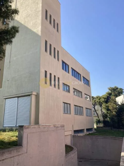 Αυτόνομο κτήριο γραφείων 2700τ.μ.  - 4