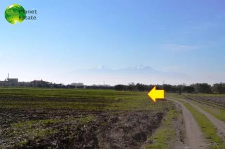 Land Parcel 8600m²  - 5