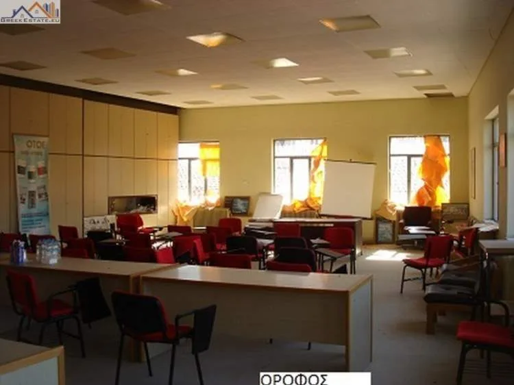 Αυτόνομο κτήριο γραφείων 562τ.μ.  - 5