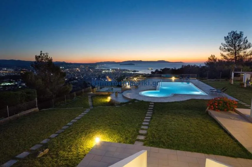 Detached house 600m²  - 2