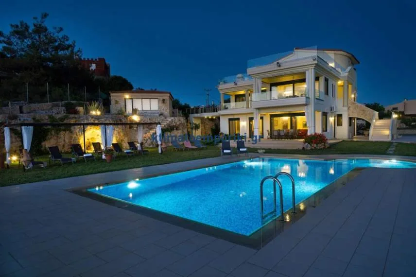 Detached house 600m²  - 3