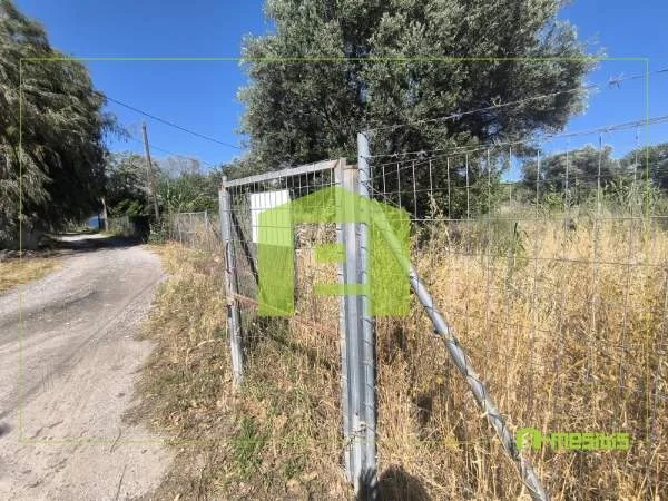 Plot 537m²  - 2