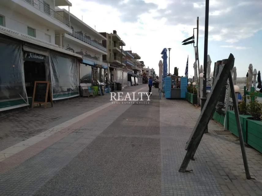 Αυτόνομο κτήριο κατοικιών 900τ.μ.  - 2