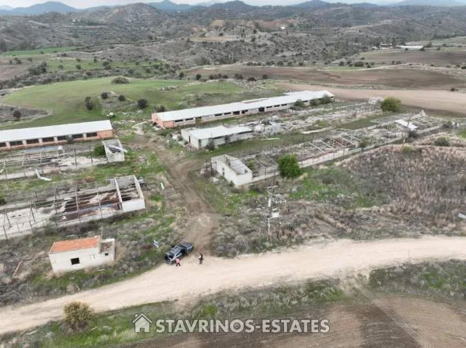Αγροτεμάχιο 37460τ.μ.  - 5