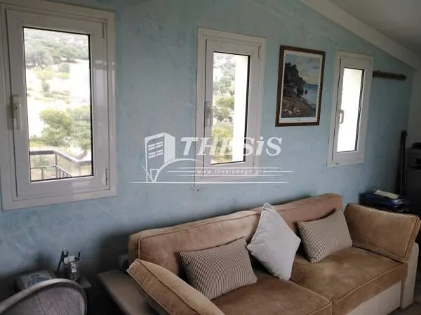 Standalone residential building 223m²  - 3