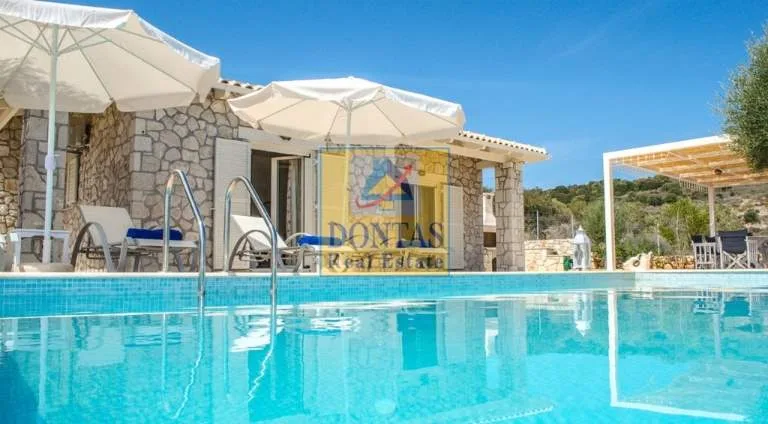 Standalone residential building 420m²  - 2