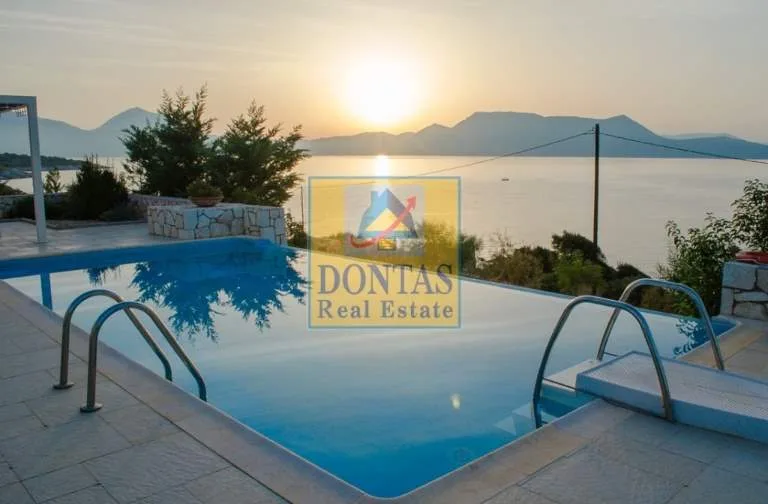Standalone residential building 420m²  - 3